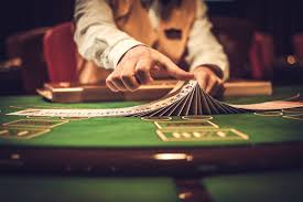 Want to earn extra money by playing casino games? Here is a free bonus for you