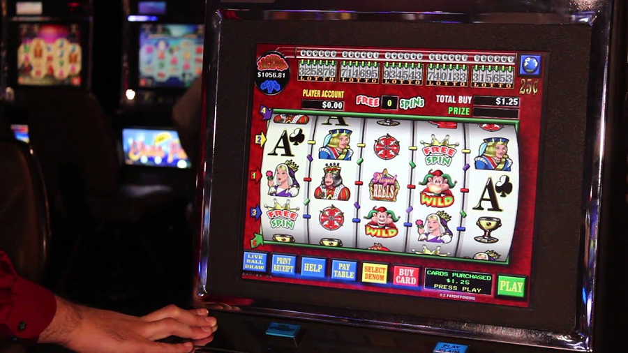 Important things to consider when playing slot machine games