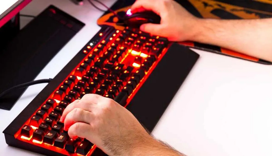 Top 4 gaming keyboards that can be used to enhance your skills!