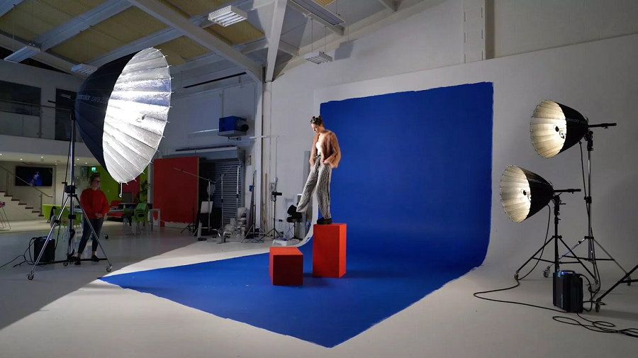 A proper guide which helps you to handle studio lighting equipment
