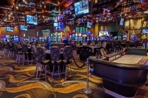 Which hands provide video poker Bitcoin gambling payouts?