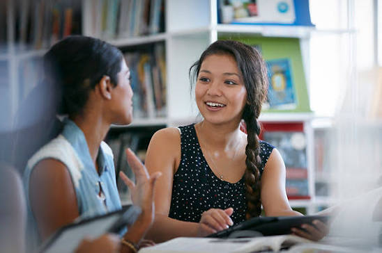 What Benefits Does an Online Tutoring Center Offer Students?